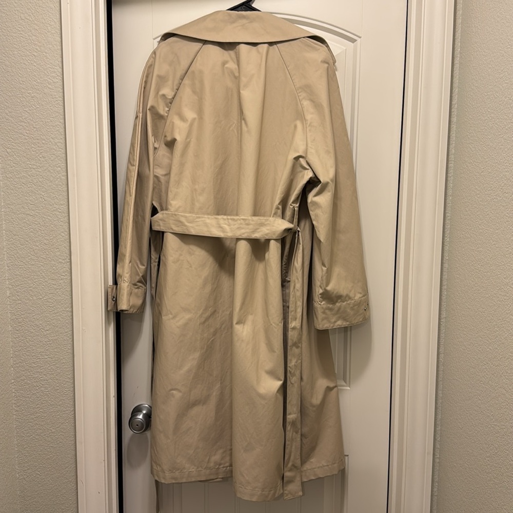 Calvin Klein trench coat - Picture 5 of 10